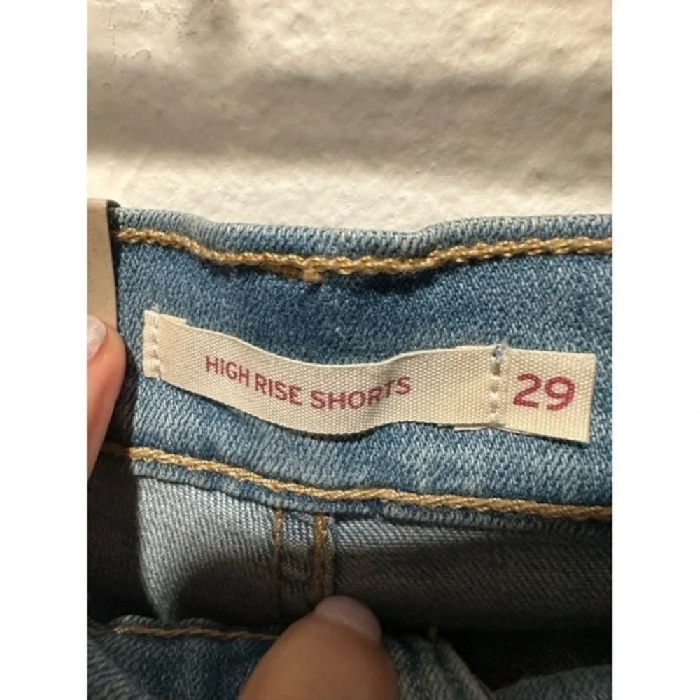Levi's high rise hypersoft shorts denim NWT Women's‎ Size 29